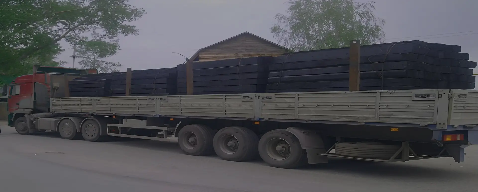 Сервис от транспортной компании по доставке шпал по России из Весёлого автотранспортом